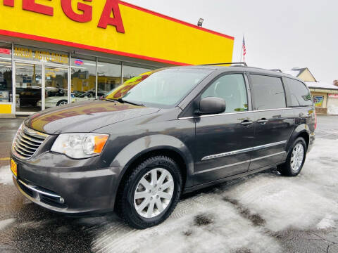 2015 Chrysler Town and Country for sale at Mega Auto Sales in Wenatchee WA