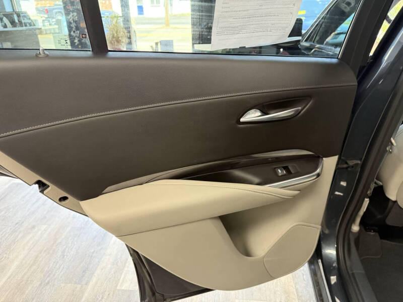 2021 Cadillac XT4 Luxury