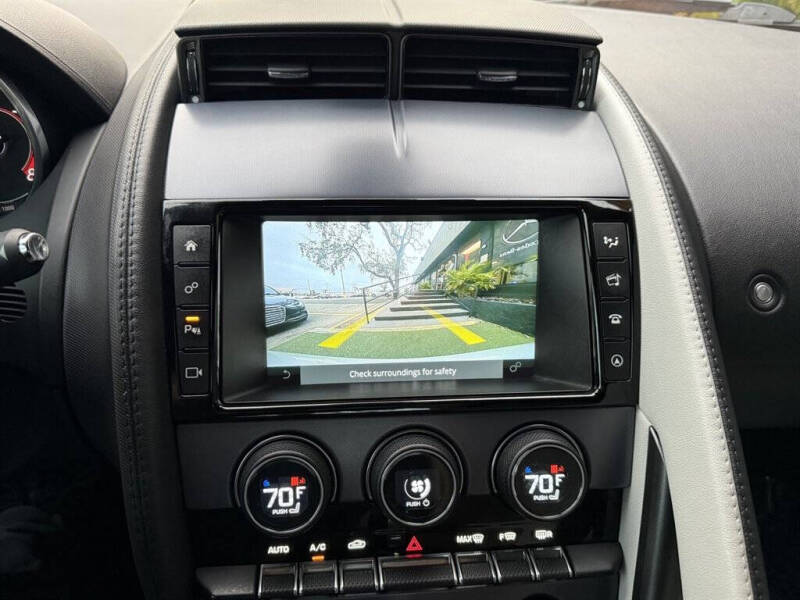 2018 Jaguar F-TYPE 340HP