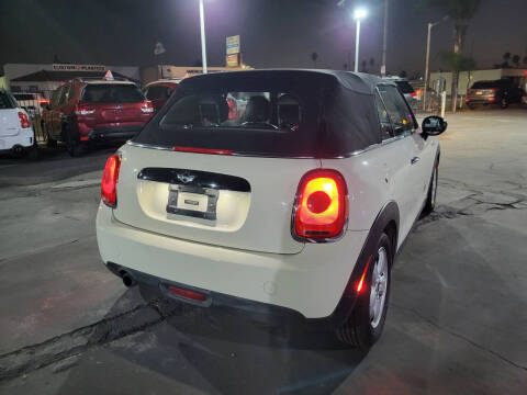 2017 MINI Convertible Cooper