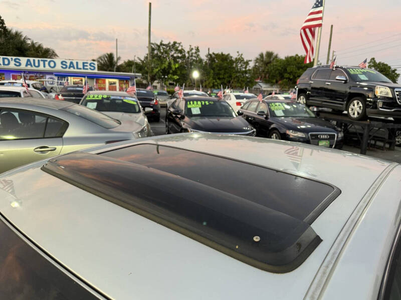 2001 Toyota Avalon XLS