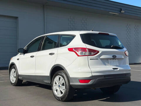 2014 Ford Escape S
