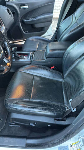 2017 Dodge Charger SXT