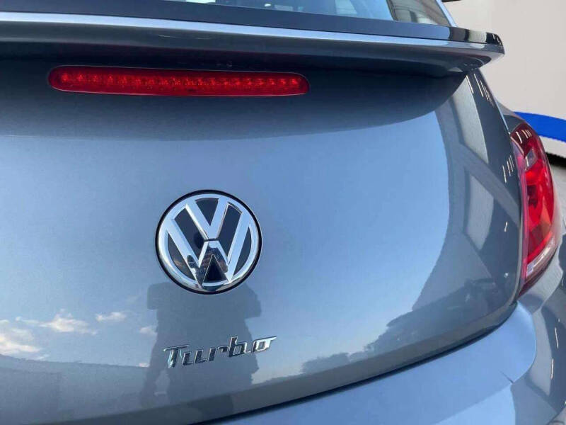 2019 Volkswagen Beetle 2.0T S