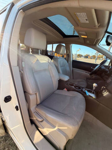2013 Nissan Rogue SV w/SL Package