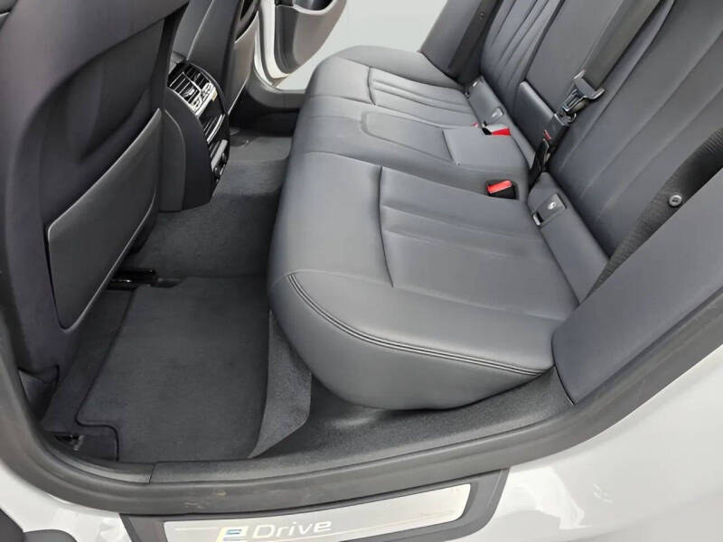 2019 BMW 5 Series 530e iPerformance