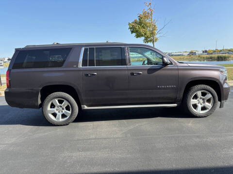 2016 Chevrolet Suburban LT