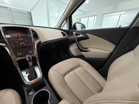2014 Buick Verano Leather Group
