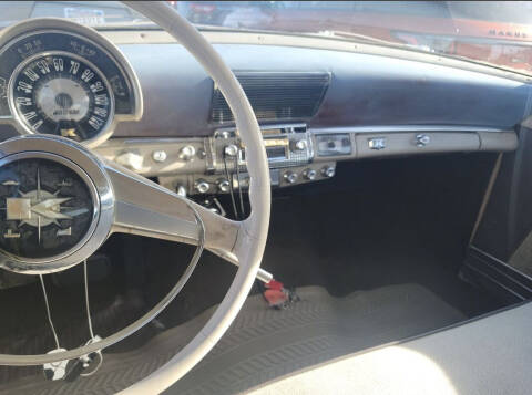 1953 Kaiser Manhattan