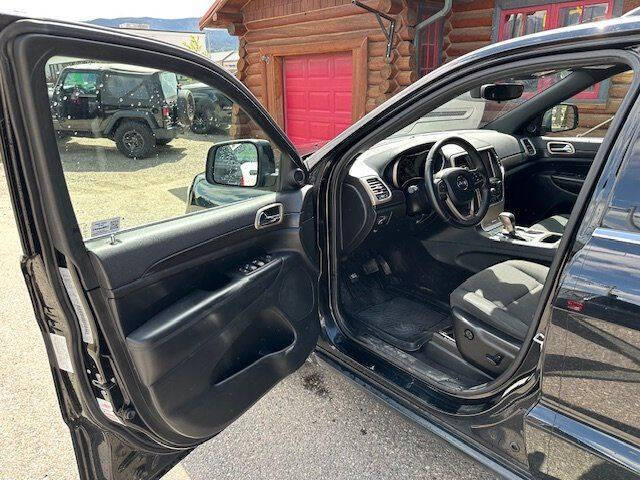 2017 Jeep Grand Cherokee Laredo