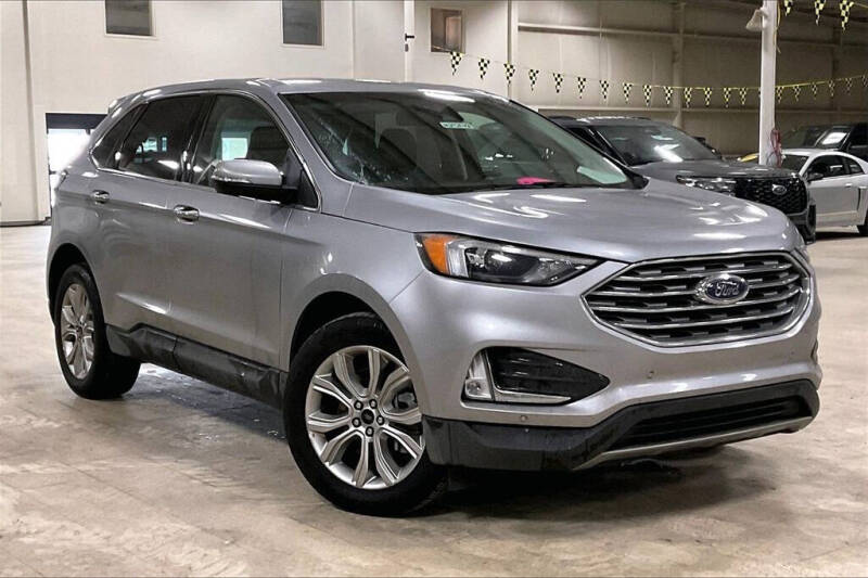 2024 Ford Edge Titanium's photo