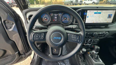 2024 Jeep Gladiator NightHawk