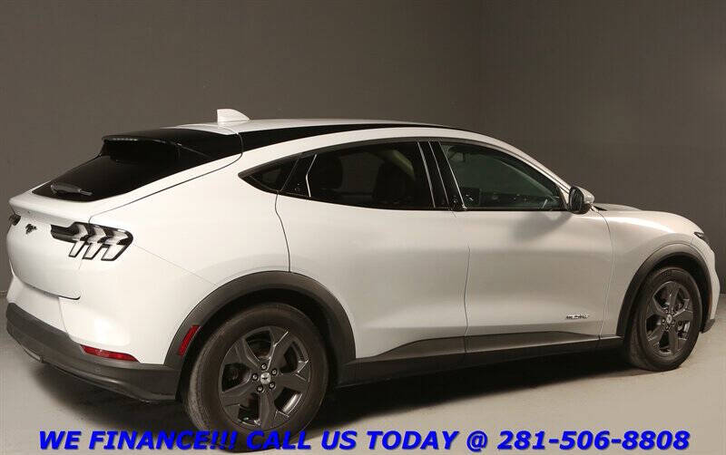 2021 Ford Mustang Mach-E Select