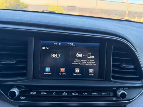 2019 Hyundai Elantra