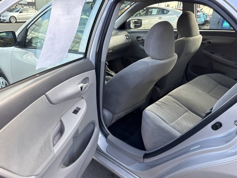 2009 Toyota Corolla LE