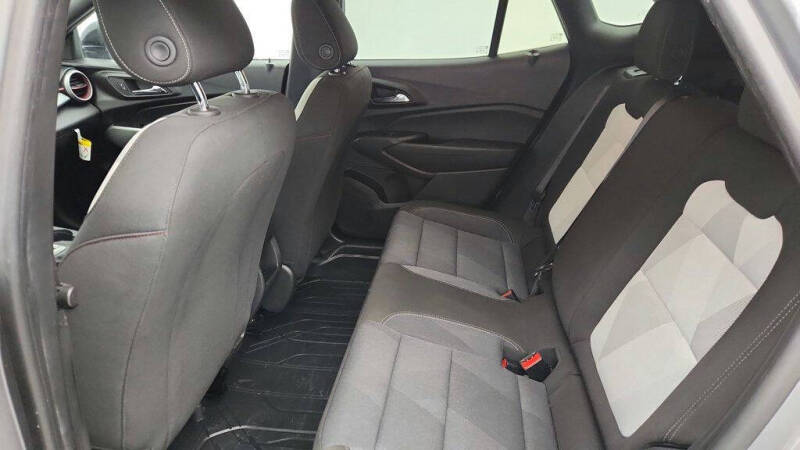 2025 Chevrolet Trax RS