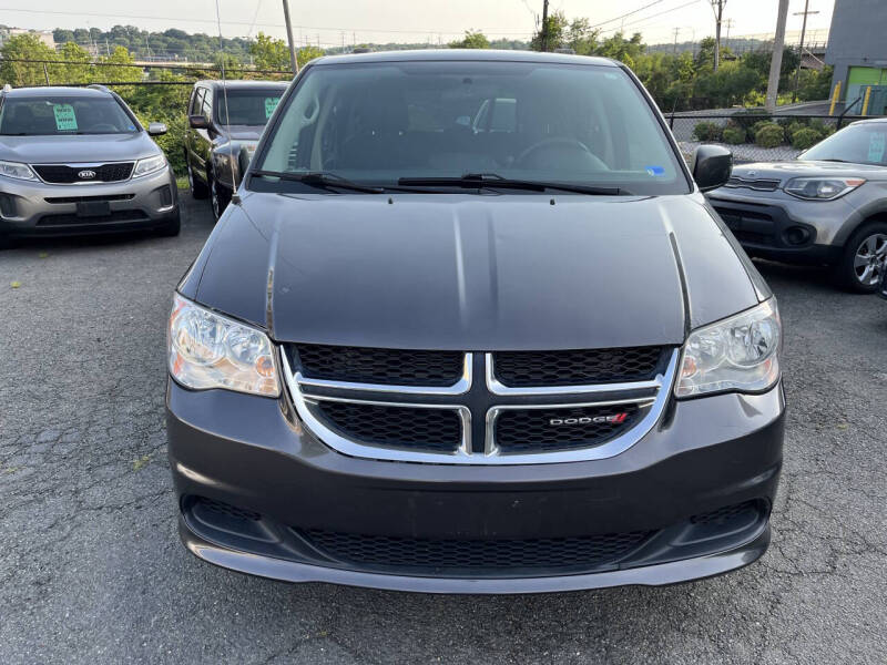 2016 Dodge Grand Caravan SXT Plus