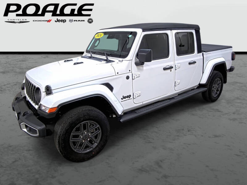 2024 Jeep Gladiator Sport S's photo