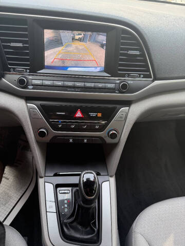 2018 Hyundai Elantra SEL