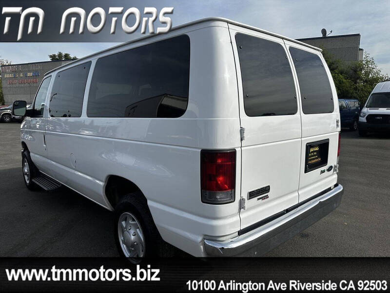 2011 Ford E-Series E-350 SD XLT