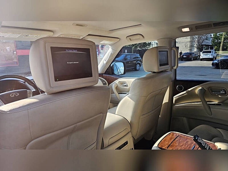 2019 Infiniti QX80 Luxe
