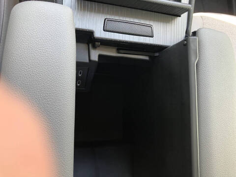 2026 Toyota Sienna LE 8-Passenger
