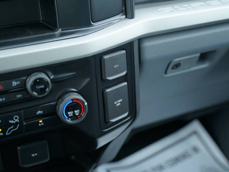 2026 Ford F-350 Super Duty XL