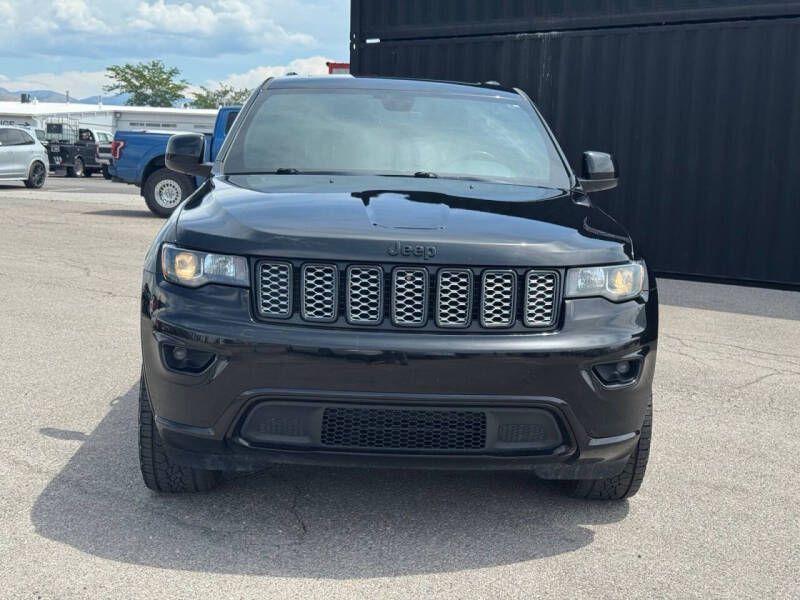 2020 Jeep Grand Cherokee Altitude