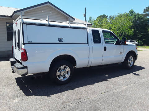 2016 Ford F-250 Super Duty for sale at WALKER MOTORS LLC & TRAILERS in Hattiesburg MS