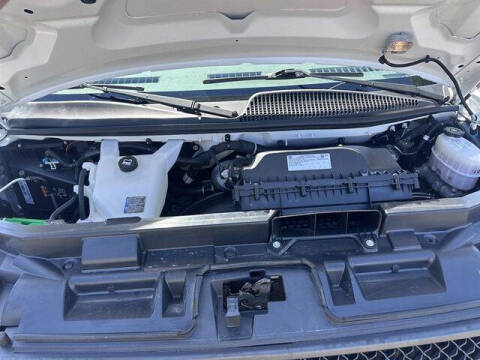 2022 Chevrolet Express 2500