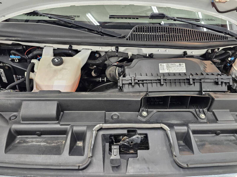 2018 GMC Savana 2500