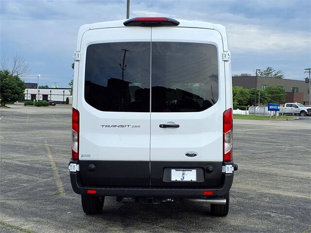 2025 Ford Transit 250