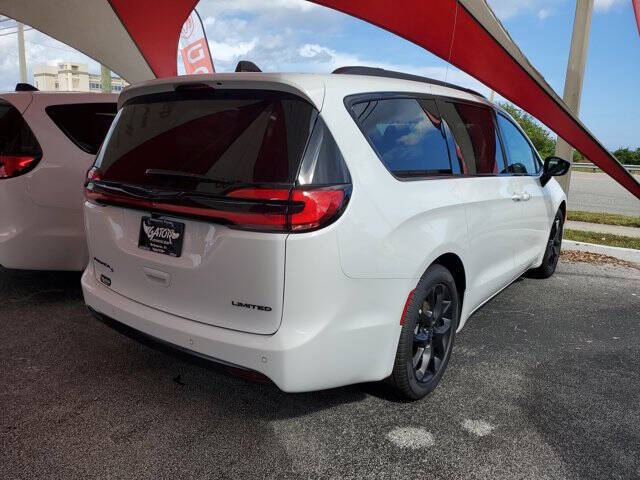 2026 Chrysler Pacifica Limited