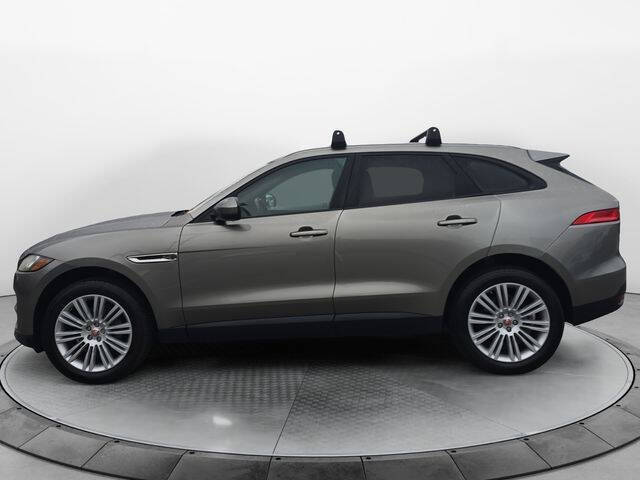 2018 Jaguar F-PACE 25t Premium