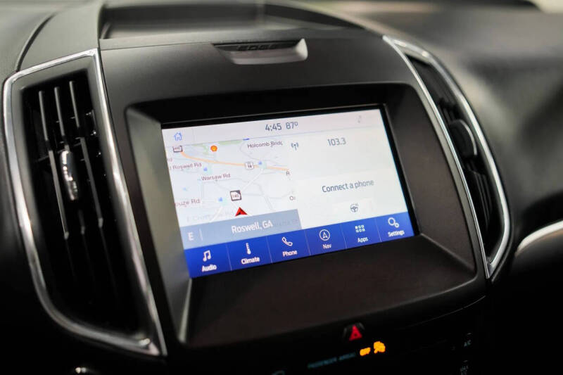 2020 Ford Edge Titanium
