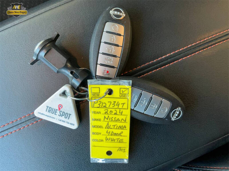 2024 Nissan Altima 2.5 SR