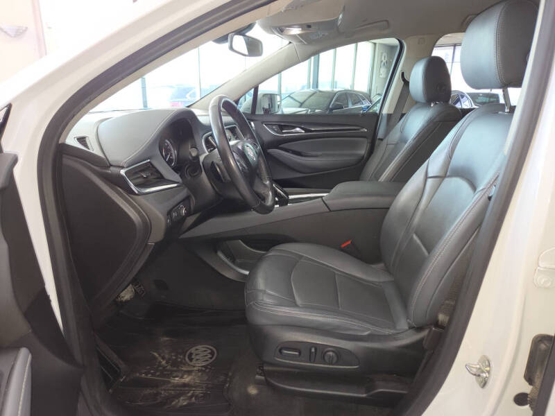 2020 Buick Enclave Essence