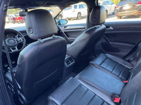 2018 Volkswagen Golf GTI SE