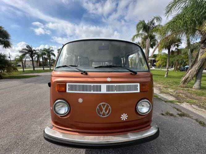 1977 Volkswagen Bus