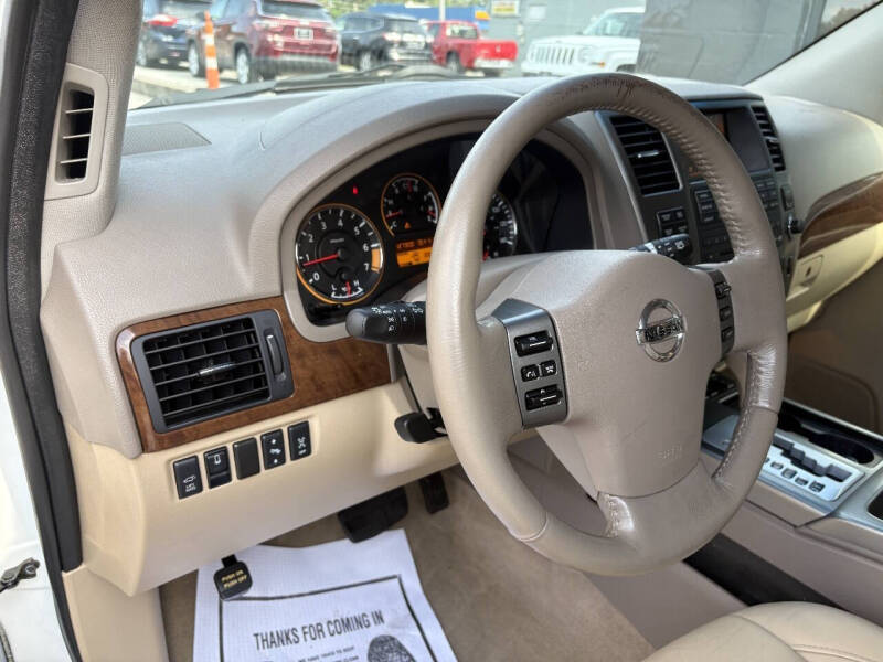 2012 Nissan Armada Platinum