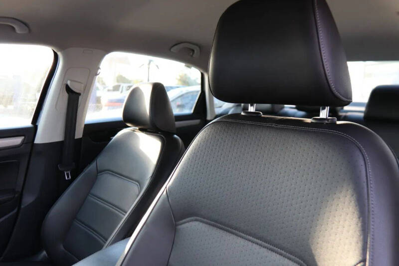 2020 Volkswagen Passat SE