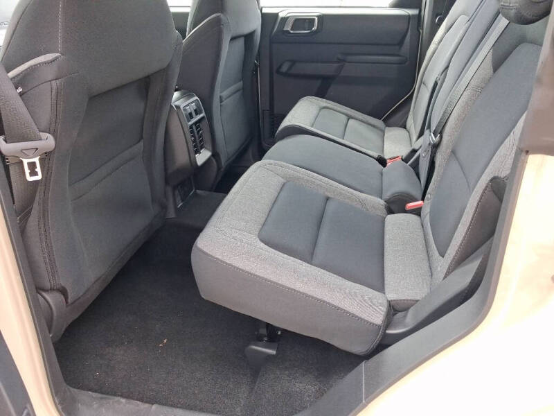 2025 Ford Bronco 4-Door Base - Photo 14
