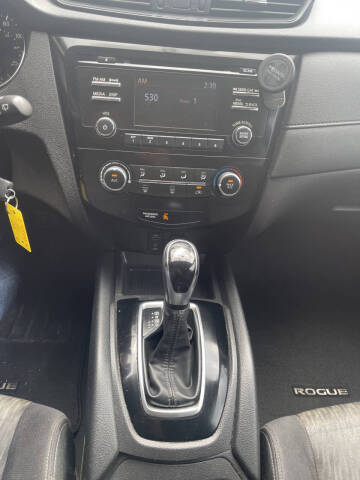 2017 Nissan Rogue