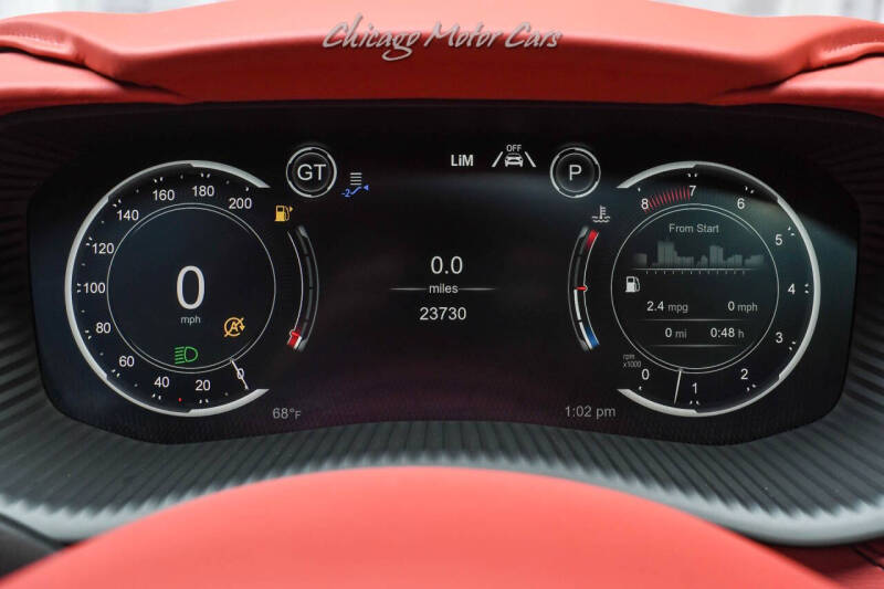 2022 Aston Martin DBX