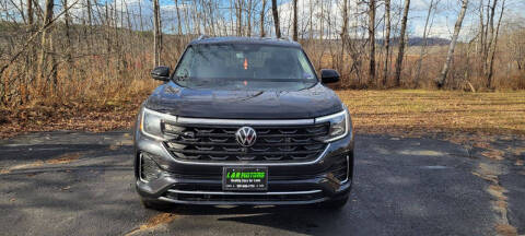 2024 Volkswagen Atlas for sale at L & R Motors in Greene ME