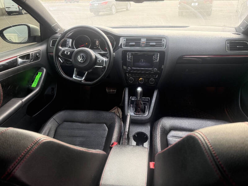 2016 Volkswagen Jetta 2.0T GLI SEL