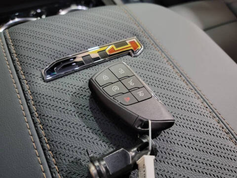 2025 GMC Yukon XL AT4