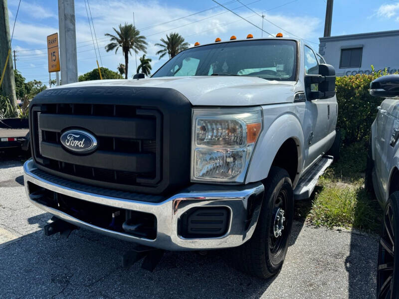 2011 Ford F-250 Super Duty XL photo 3