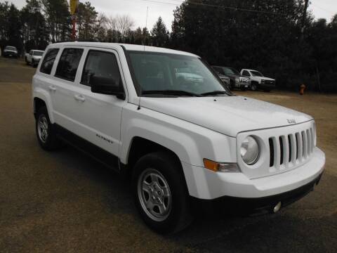 2015 Jeep Patriot for sale at Arrow Motors Inc in Rochester MN