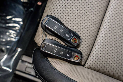 2025 Porsche 911 Carrera